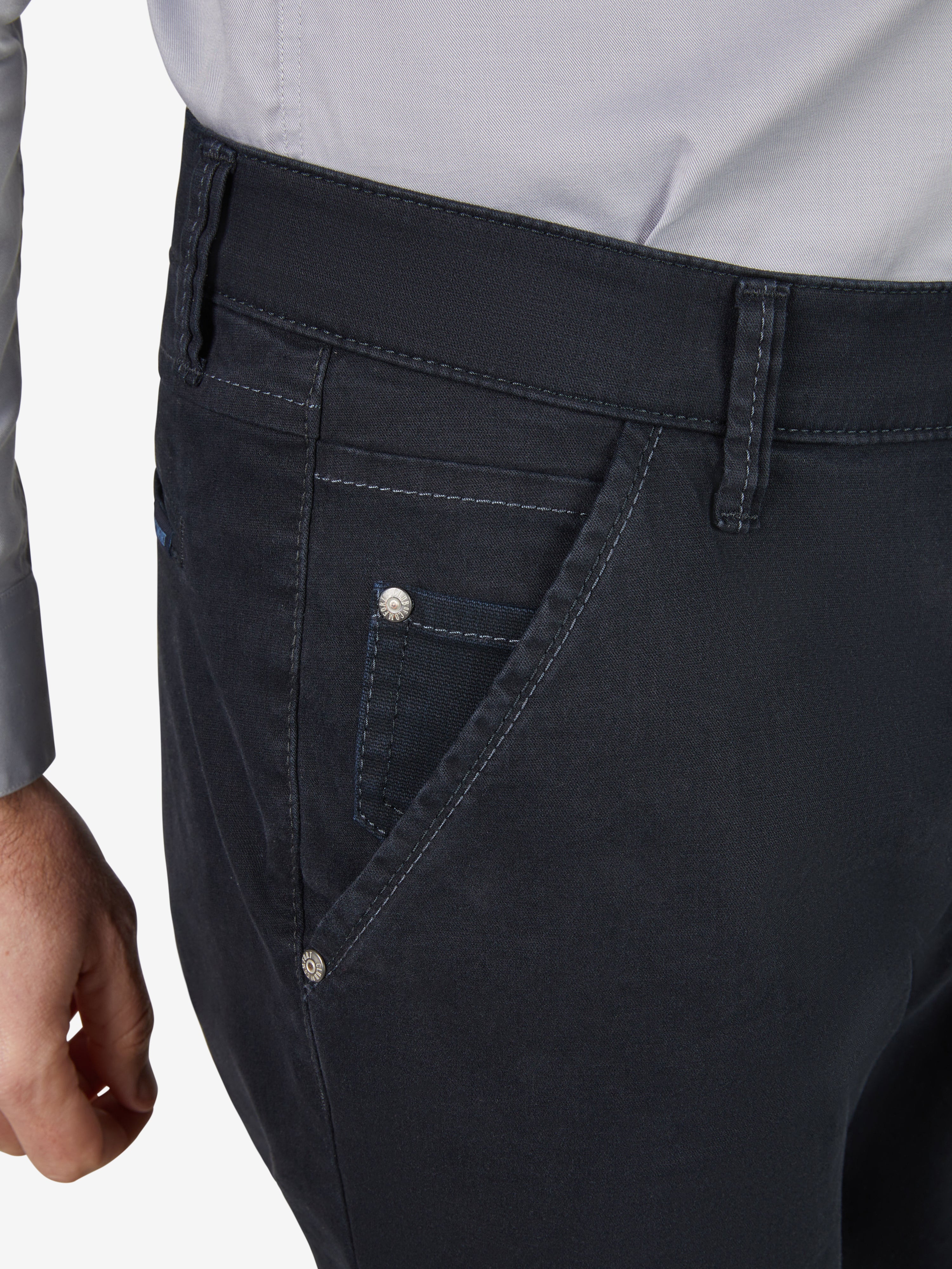 PHIL 8217 - dark blue